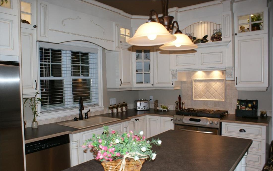 Armoire de cuisine Bromont Ebénisterie Clermont armoire de cuisine